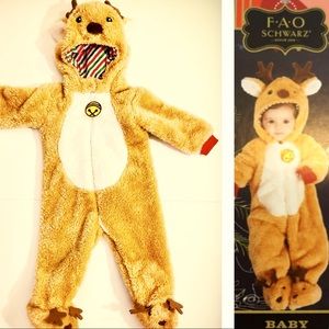 NWOT FAO Schwarz Reindeer Hoodie - Footie PJ’s 12m